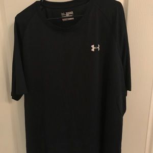 Men’s under amour shirt